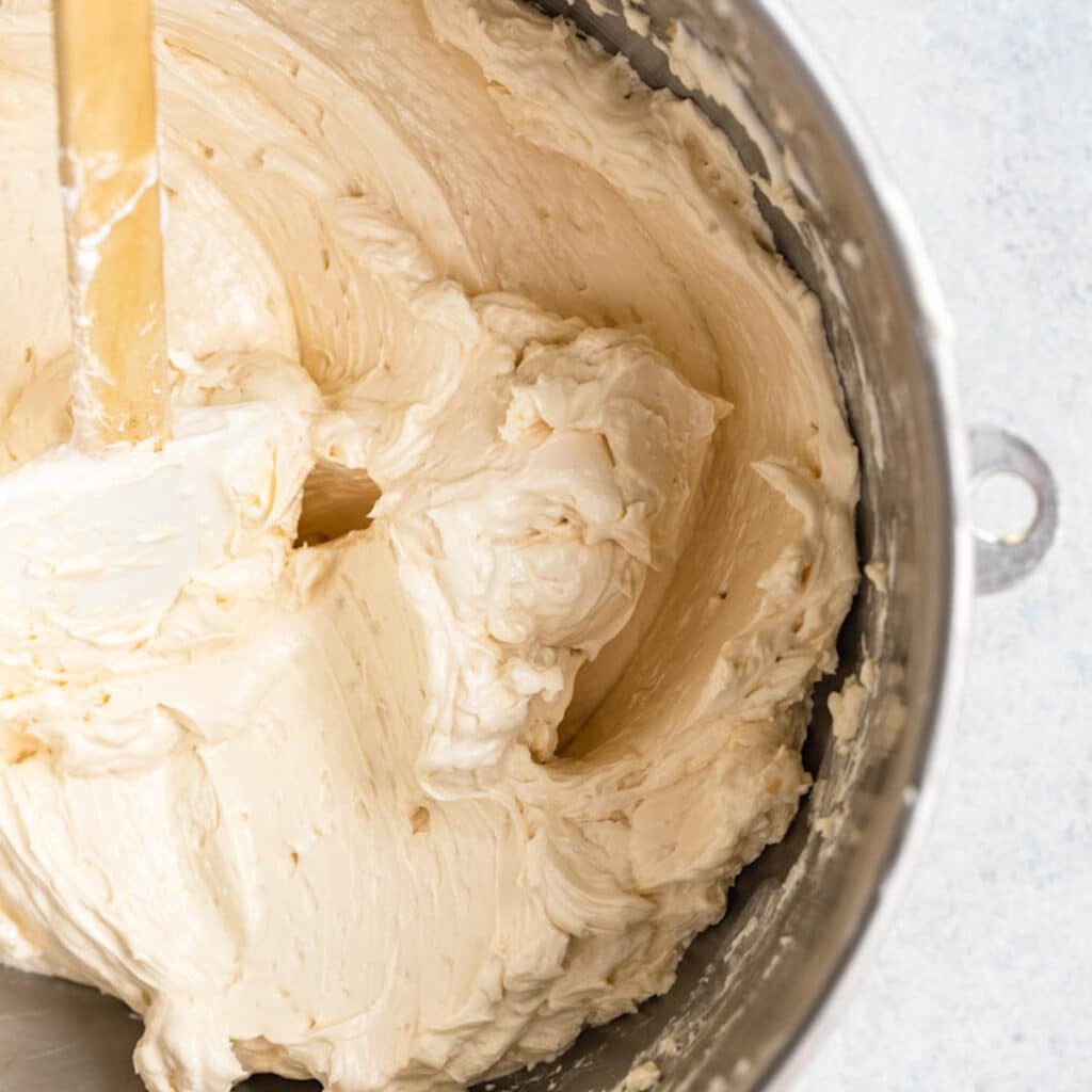Baileys Swiss Meringue Buttercream Confessions of a Baking Queen