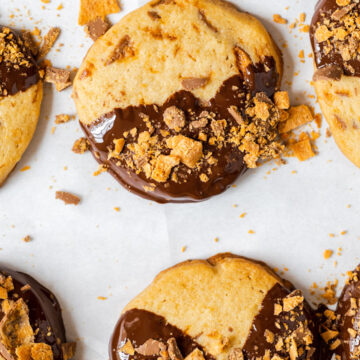 close up of chocolate dipped Butterfinger Cookies