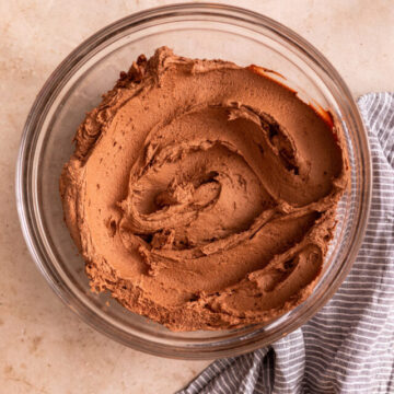 cropped-chocolate-american-buttercream-swirled-in-a-glass-bowl-1-of-1.jpg