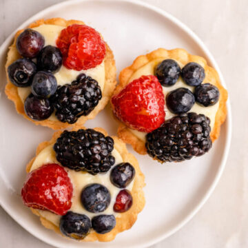 cropped-three-mini-fruit-tarts-on-a-white-marble-surface-1-of-1.jpg