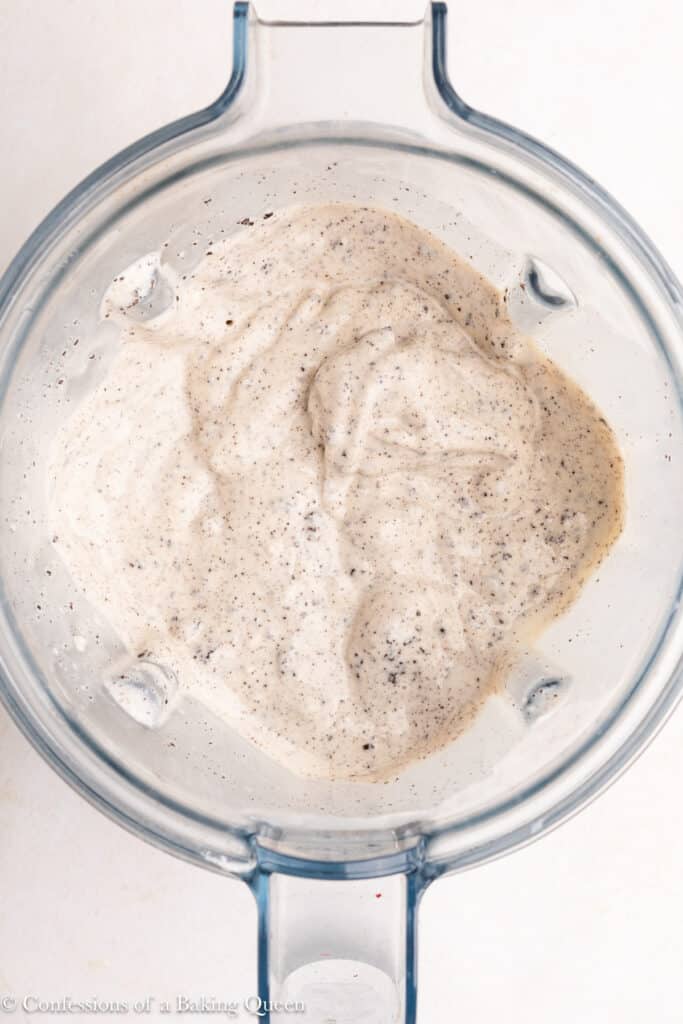 Oreo milkshake in a blender.